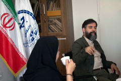 جلسه با مدیر موسسه آفرینش های هنری آستان قدس رضوی
