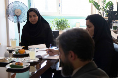 جلسه با مدیر موسسه آفرینش های هنری آستان قدس رضوی